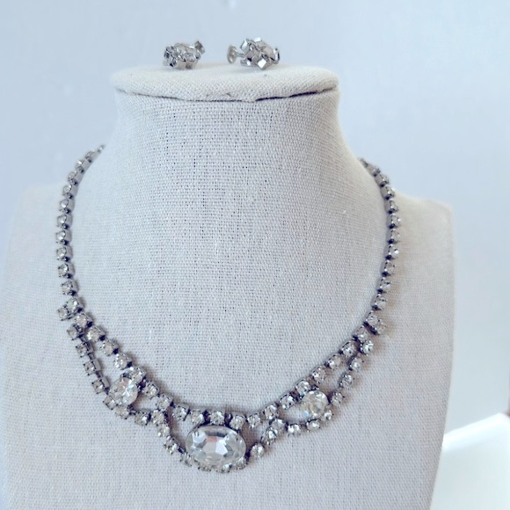 Hardy & Hayes Vintage Rhinestone Choker Necklace & Screw Back Earring Set 50’s
